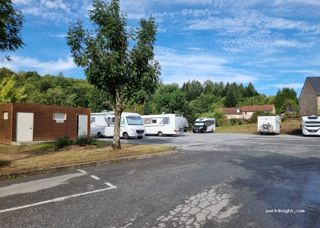 (23460) Royère-de-Vassivière - Rue de Vassivière, D3 — foto 4