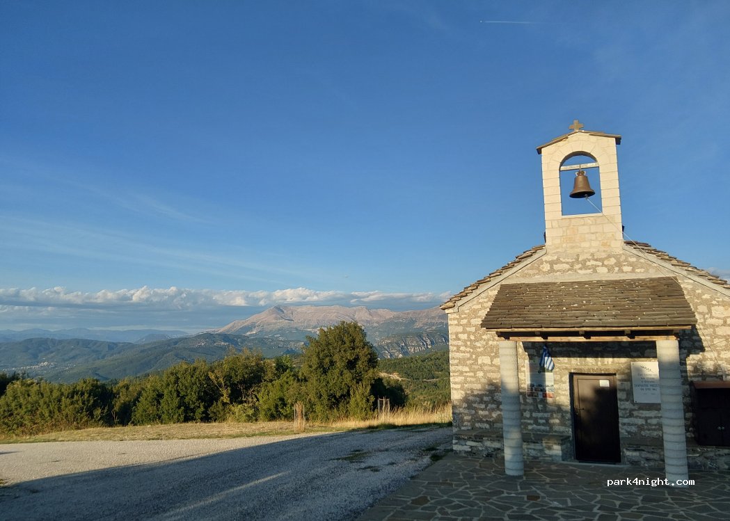 (455 00) Katsanochoria - Unnamed Road — foto 4