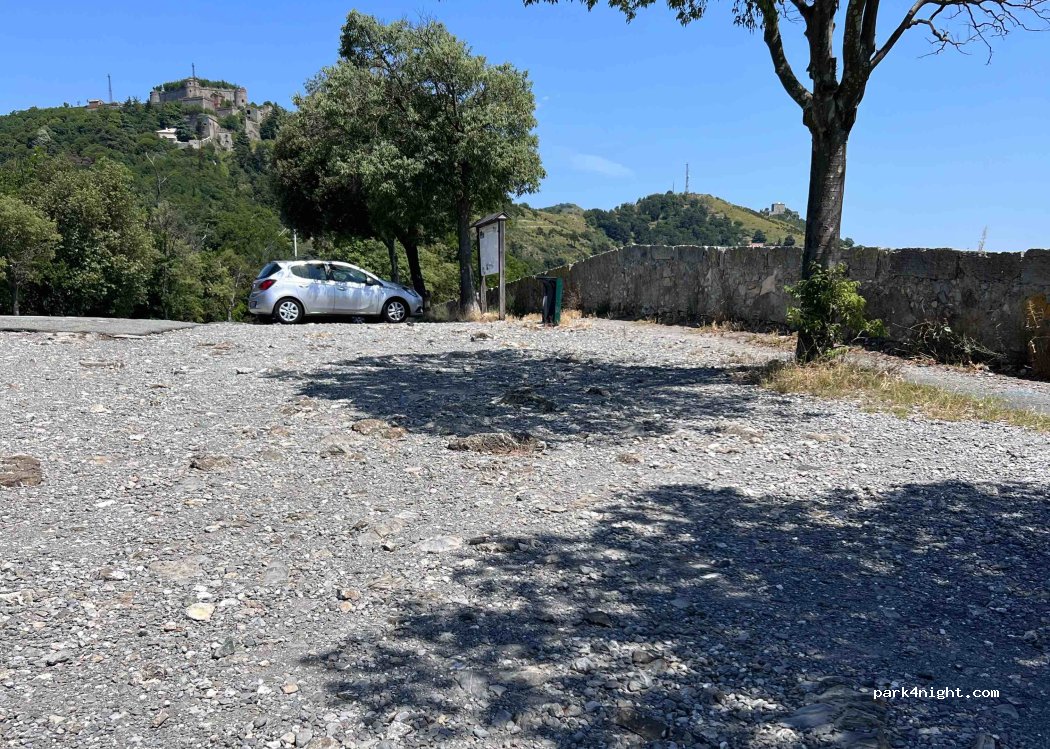 (16136) Genova - 15 Via del Peralto — foto 3