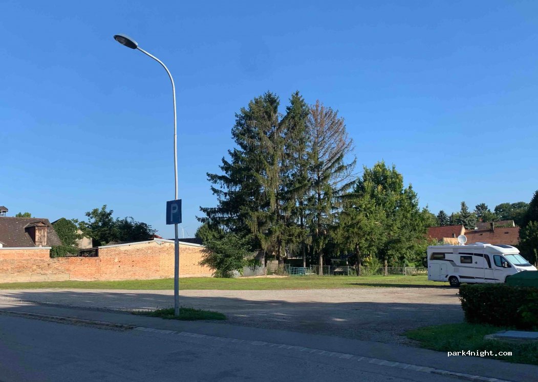 (2225) Zistersdorf - 15 Moosgasse — foto 2