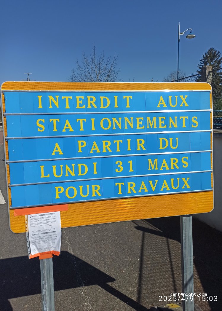 (72160) Connerré - Avenue Carnot — foto 5