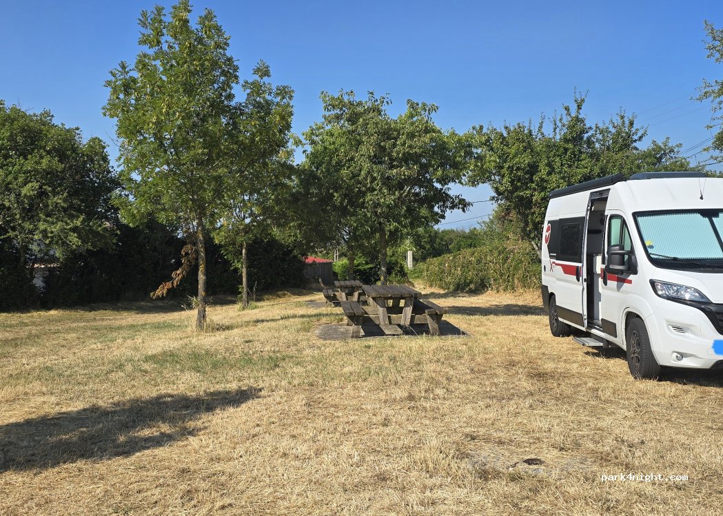 (07580) Saint-Gineis-en-Coiron - Champ Redon — foto 3