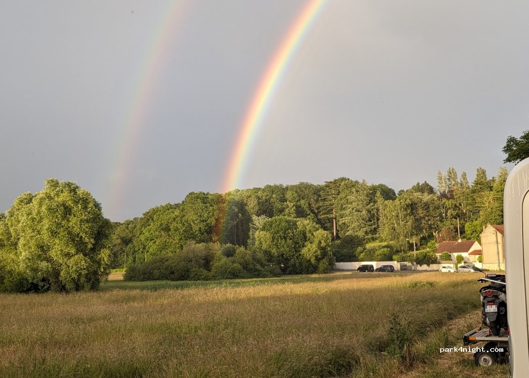 Aire camping-car Chartres — foto 4
