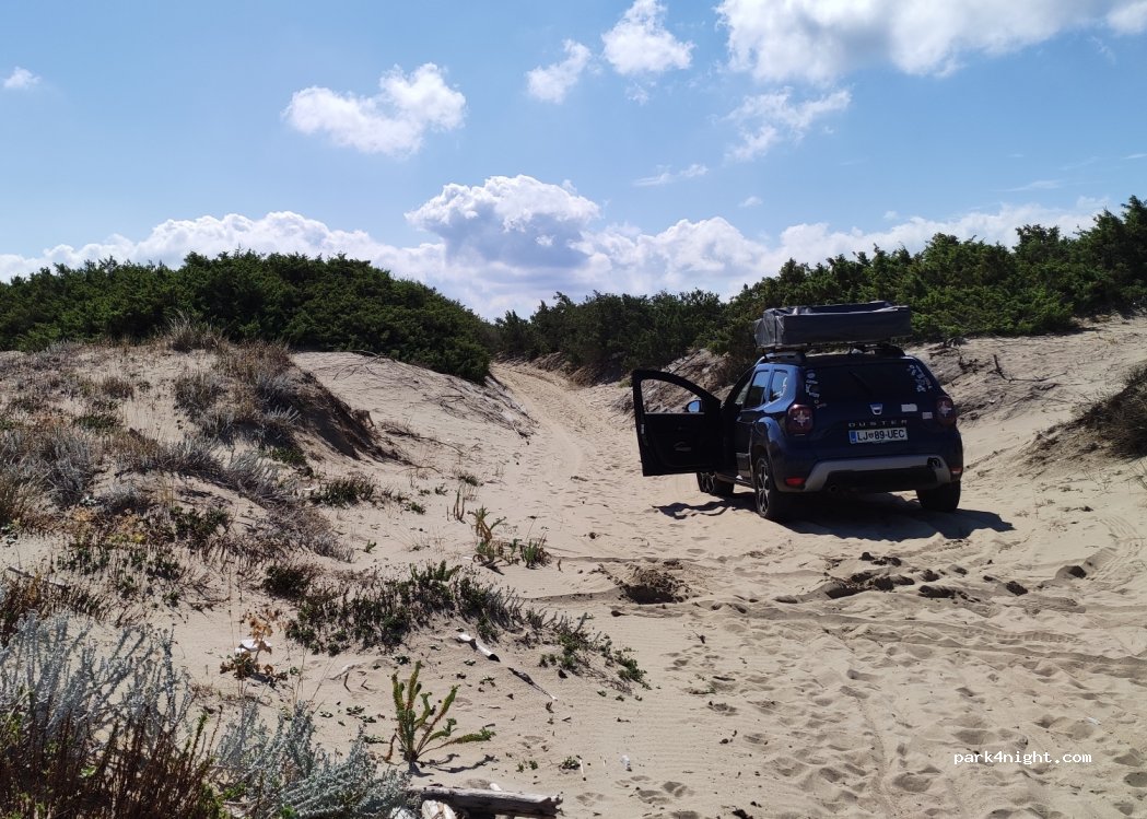 (71010) Lesina - Unnamed Road — foto