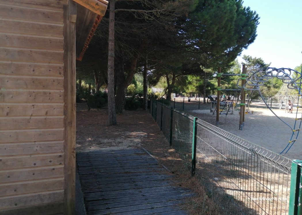 (17580) Le Bois-Plage-en-Ré - 15A Avenue de la Plage — foto 2