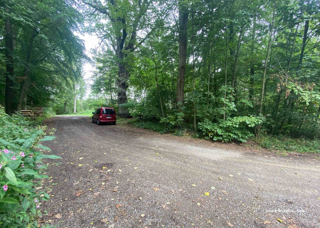 (31860) Emmerthal - Unnamed Road — foto 2