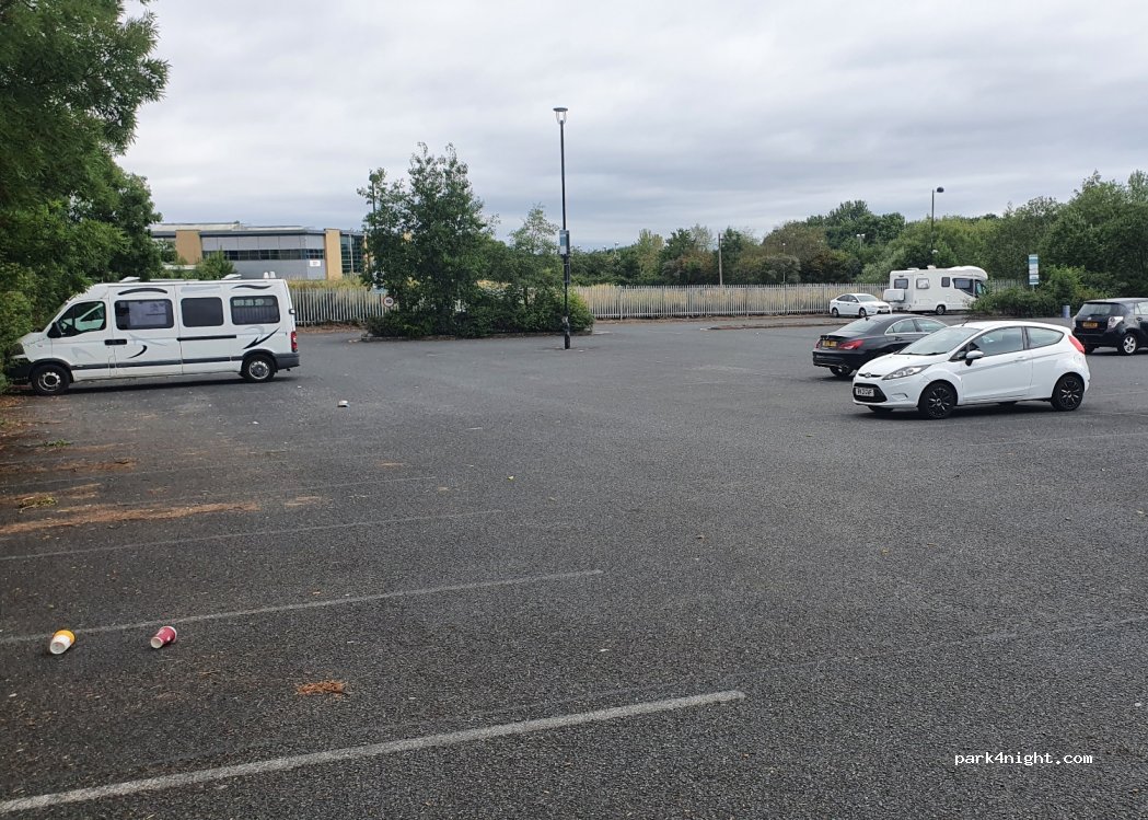 (DY1 4TD) Dudley - Castlegate Drive — foto