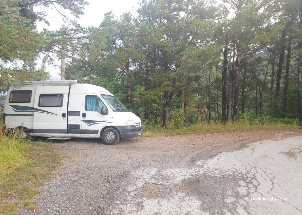 (04400) Barcelonnette - Chemin de l'Adroit — foto