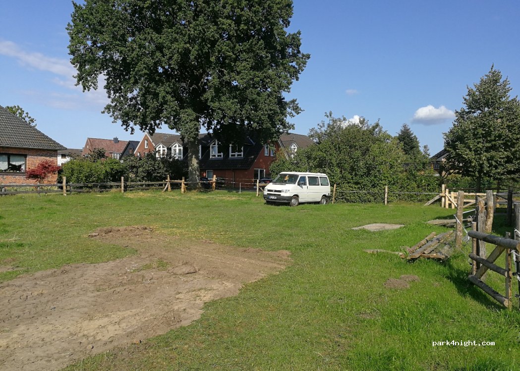(24646) Warder - 25 Dorfstraße — foto