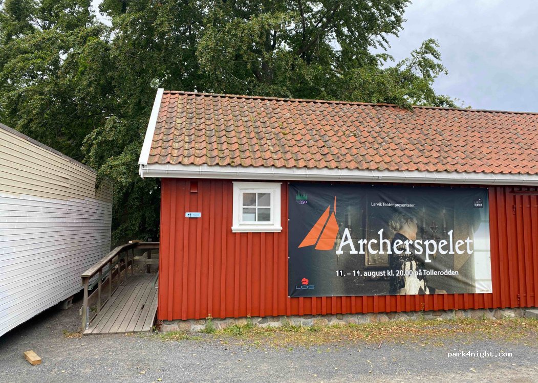 (3263)  - 7 Strandpromenaden — foto
