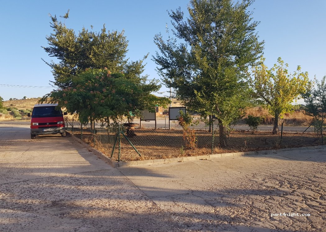 (10334) Peraleda de San Román - 2 Calle San Pedro — foto 3