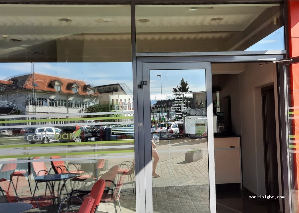 (53000) Gospić - 25 Budačka ulica — foto 2