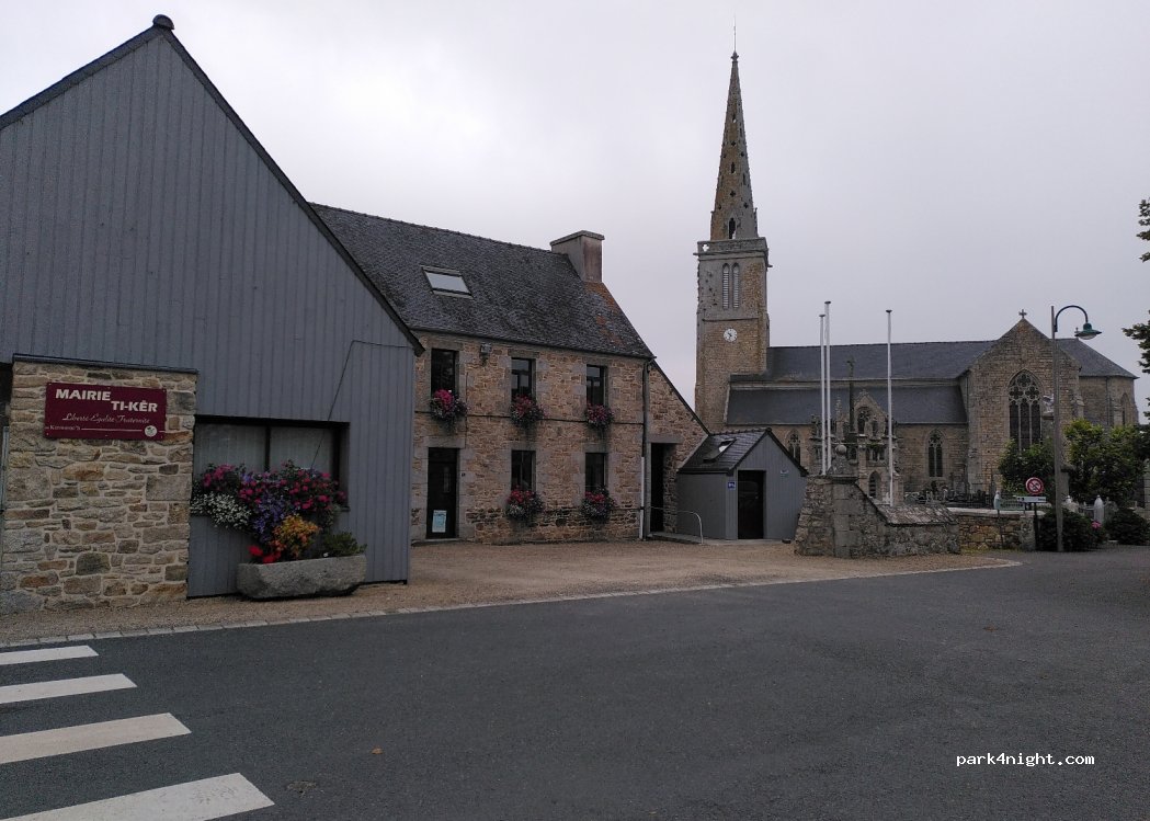 (22140) Kermoroc'h - 3 Place de l'Église — foto 3