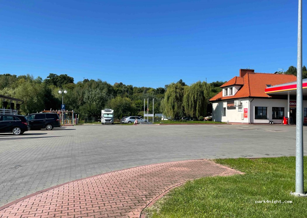 (27-600) Sandomierz - 30 Krakowska — foto