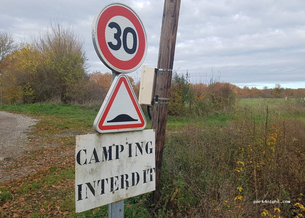 (57810) Réchicourt-le-Château - Unnamed Road — foto 4