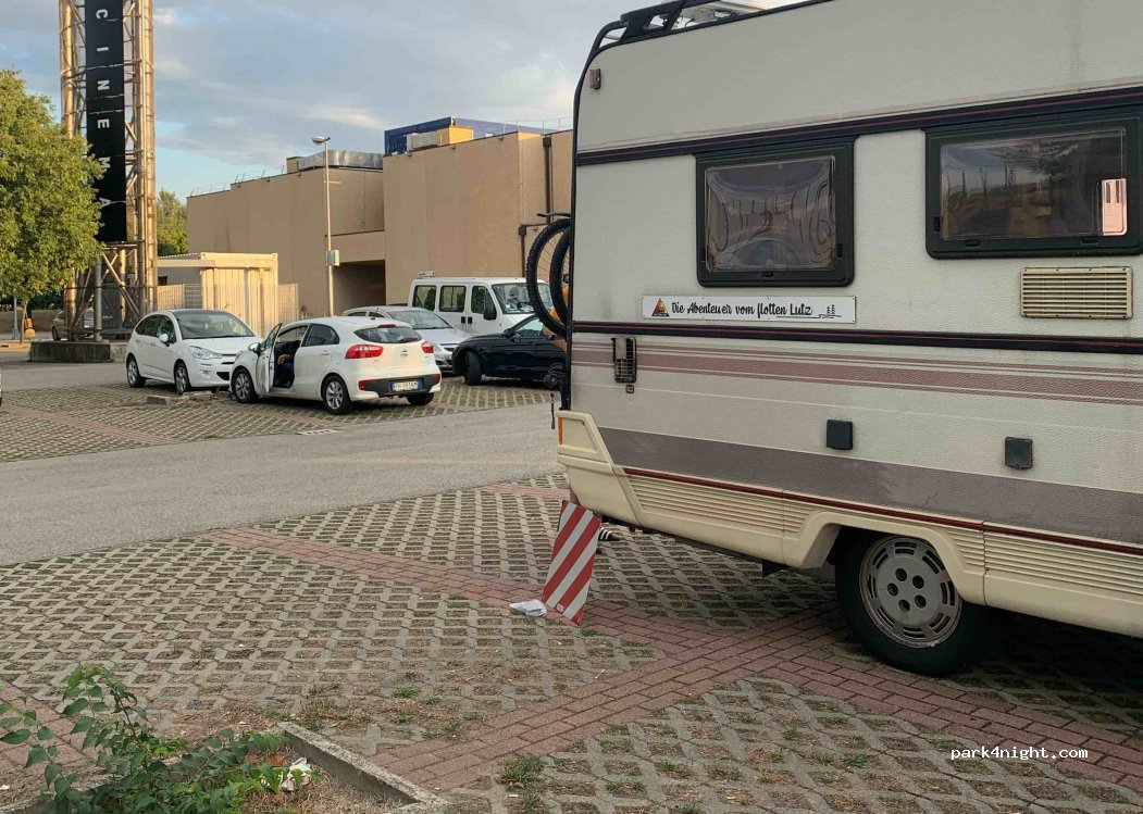 (40127) Bologna - 5 Viale Europa — foto 2