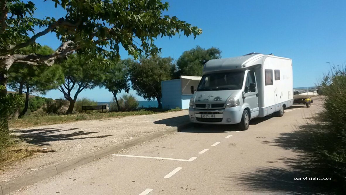 (66650) Banyuls-sur-Mer - Avenue Alain Gerbault — foto