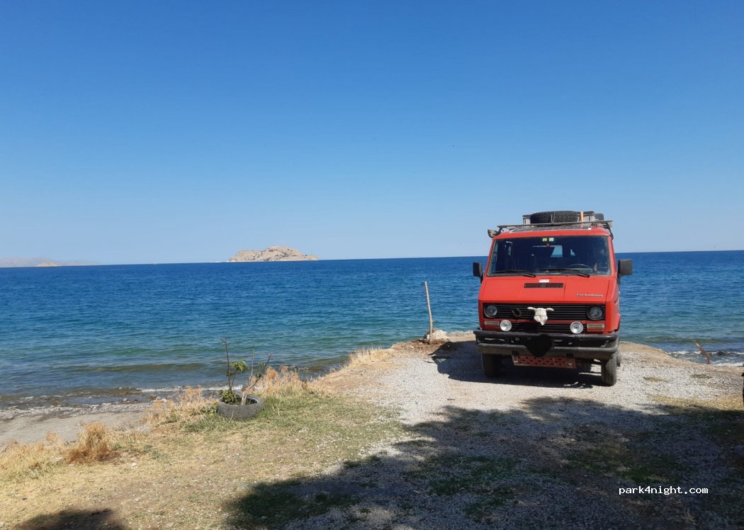 Akdamar Özgür Camping — foto