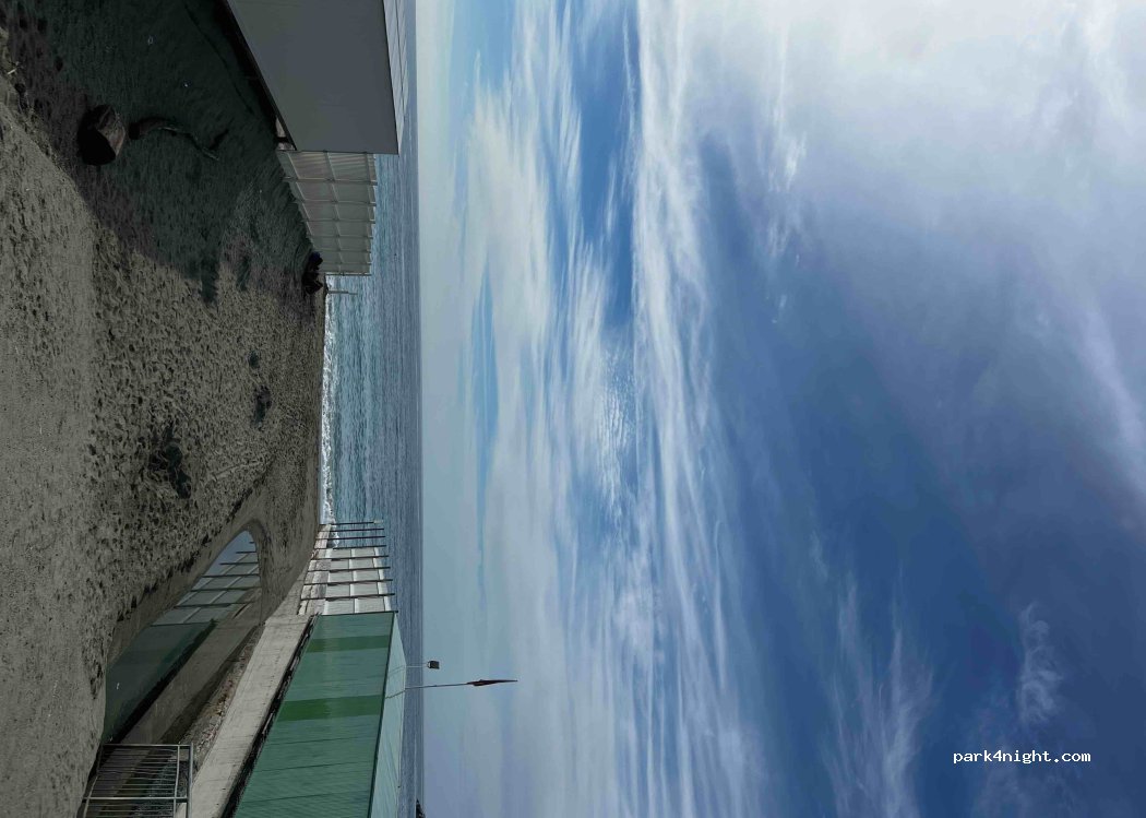 (17019) Varazze - 2 Corso Cristoforo Colombo — foto