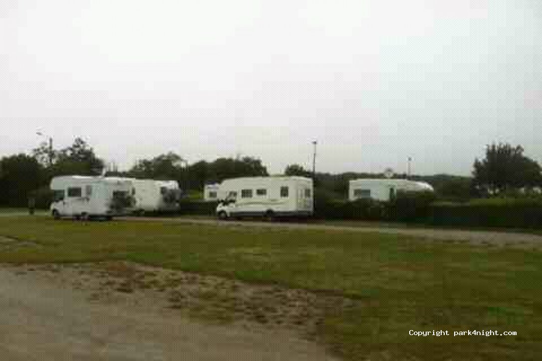 (29810) Ploumoguer - 4-375 Rue du Stade — foto