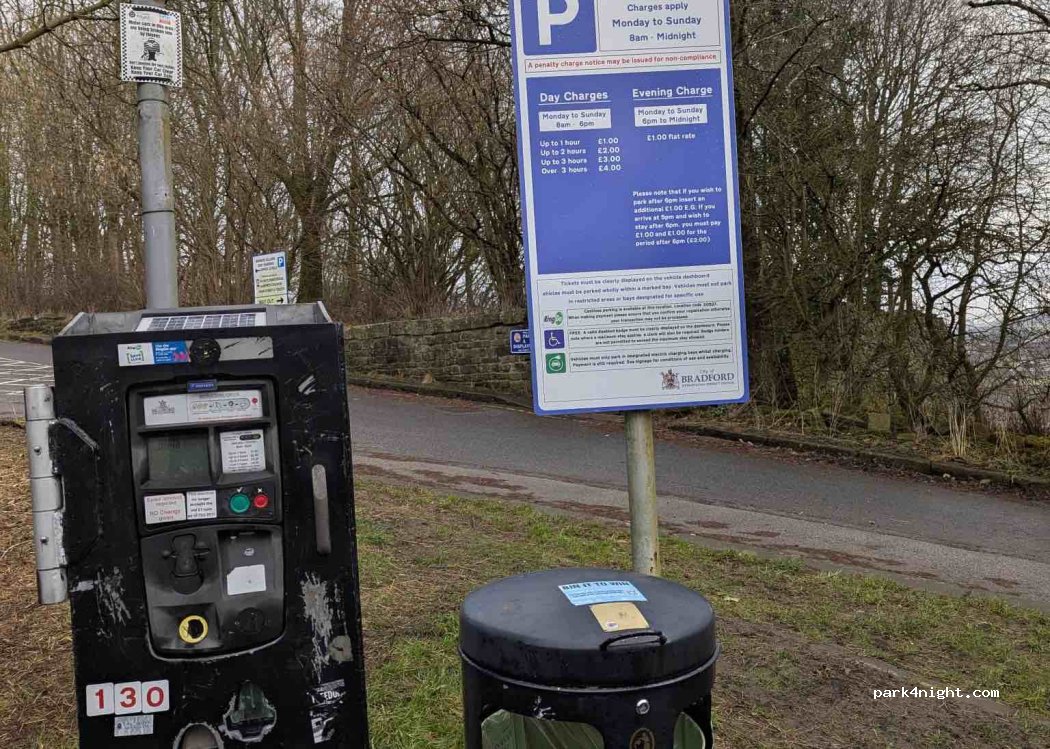 Bronte Village Coach and Car Park — foto 5