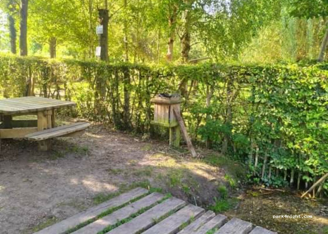 (76270) Mesnières-en-Bray - 10 Rue de Mesnerettes — foto 2