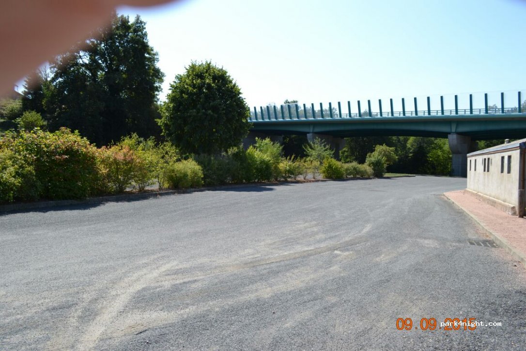 (03120) Saint-Prix - Le Petit Grenier — foto