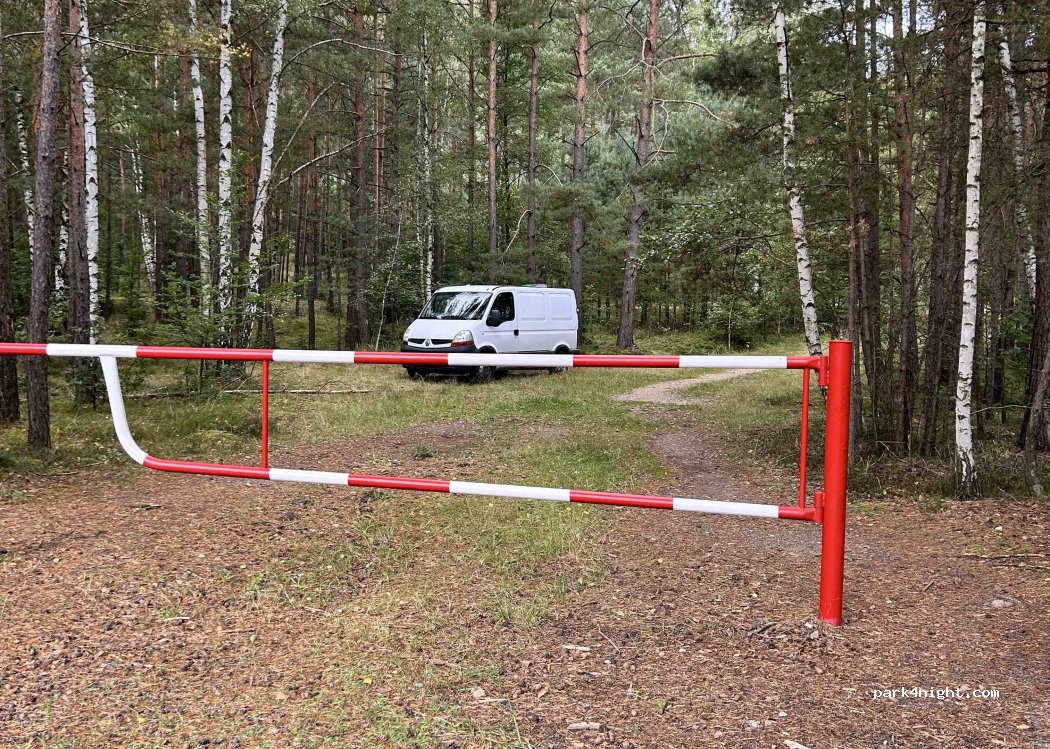 (471 28) Hamr na Jezeře - Unnamed Road — foto 4