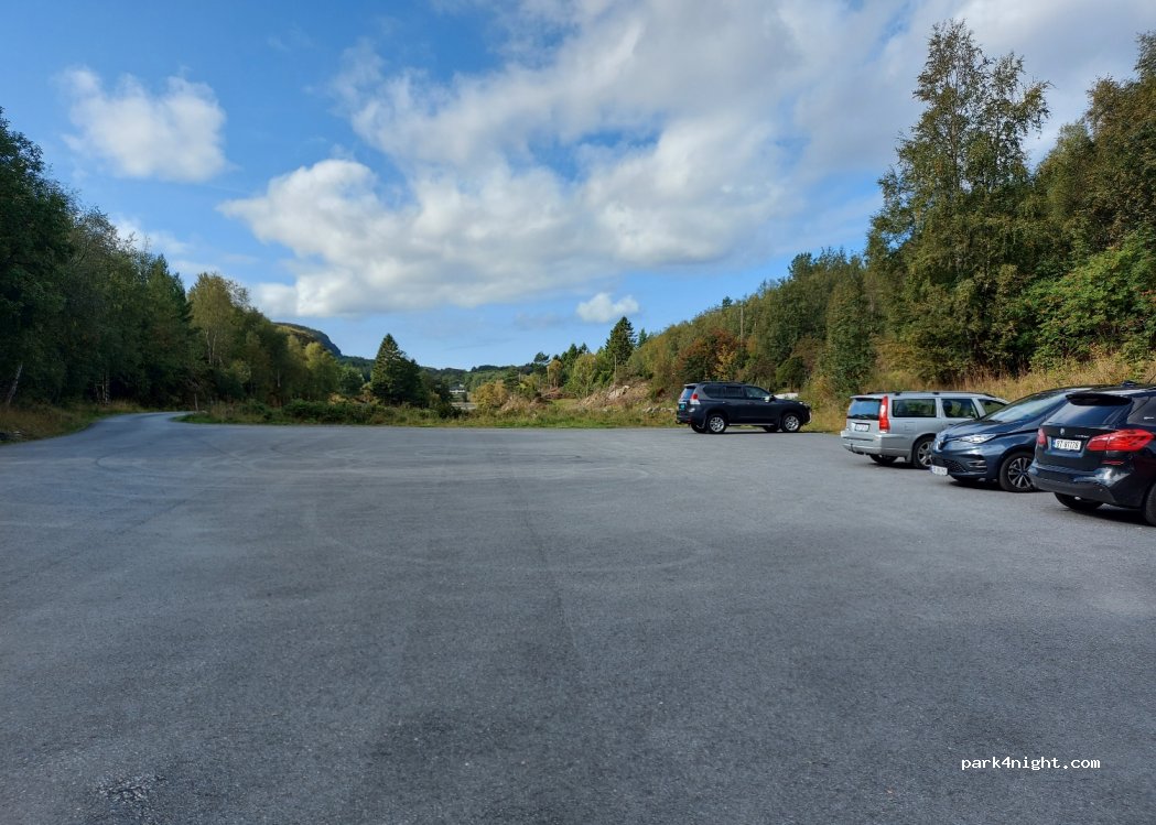 (6518) Kristiansund - 150 Gløsvågveien — foto