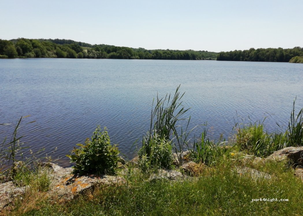 (89200) Magny - 162 Prés Nichon — foto 3