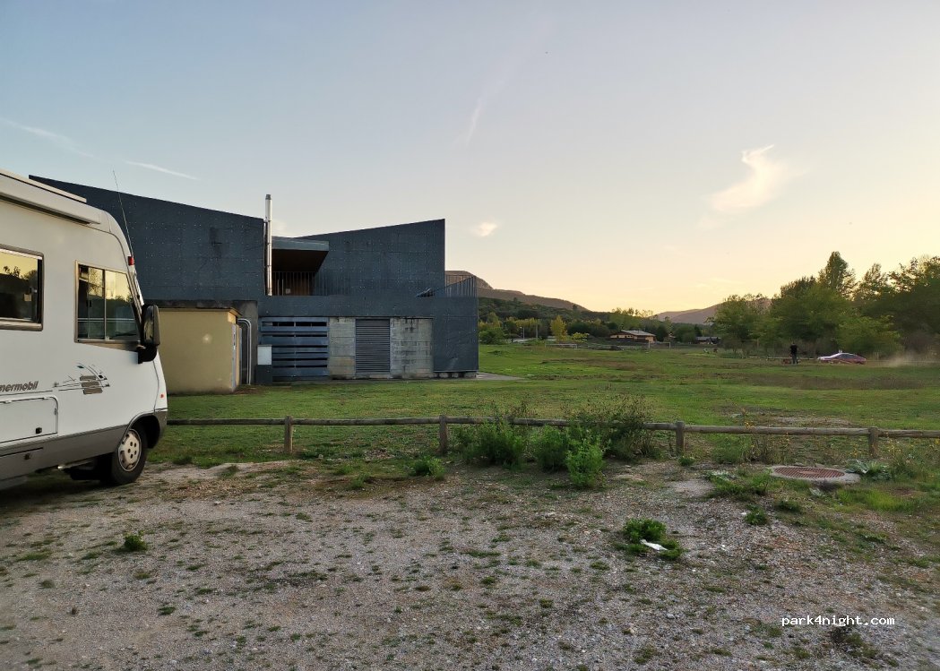 (24442) Carucedo - 27A Calle Carretera — foto