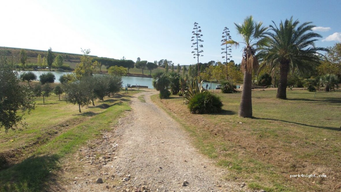 110 Camper parking area — foto