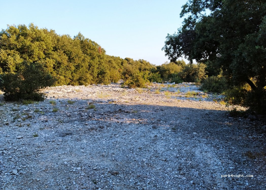 (07700) Bidon - Unnamed Road — foto