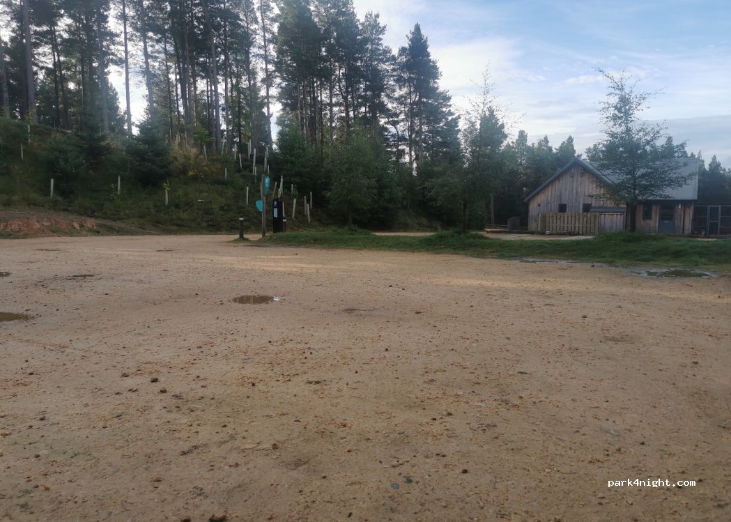 (AB37 9AR) Ballindalloch - — foto