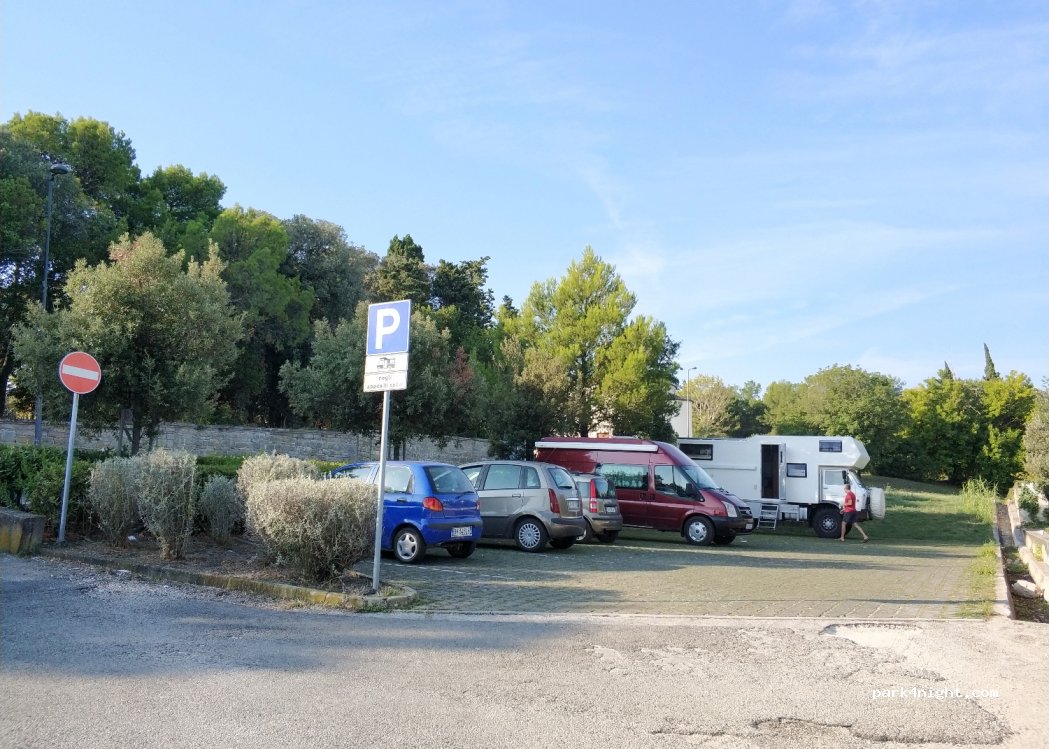 (60126) Ancona - Via Posatora — foto