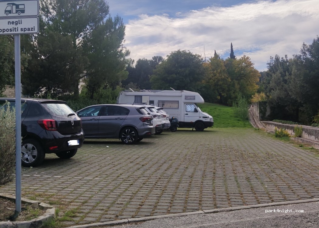 (60126) Ancona - Via Posatora — foto 3
