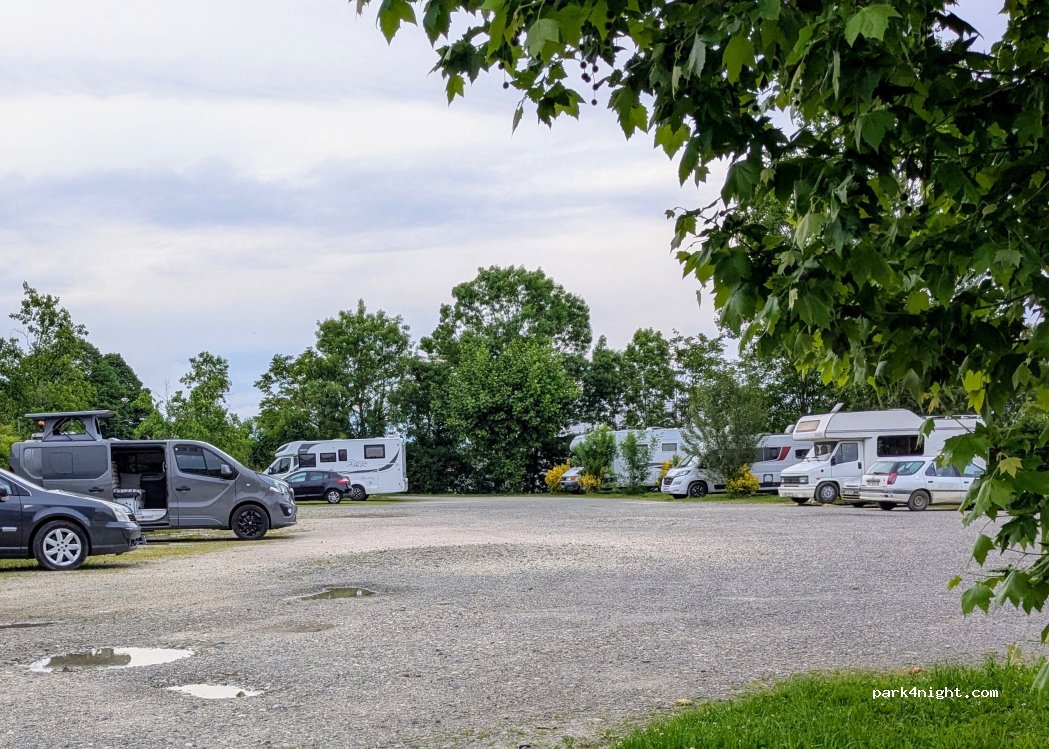 (32170) Miélan - Rue du Cubet — foto 5