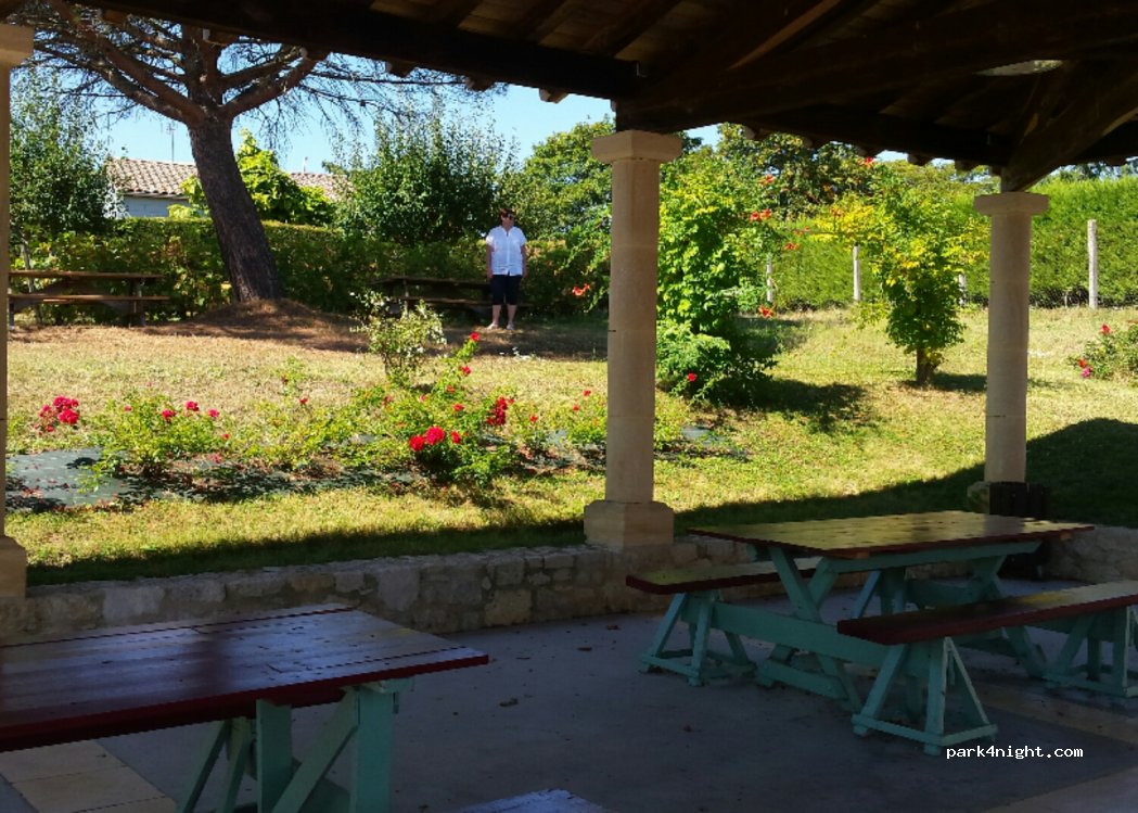 (47120) Villeneuve-de-Duras - 39 Le Bourg — foto 3