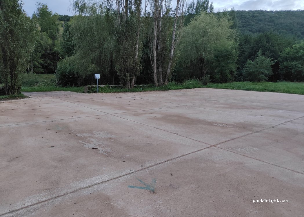 (12370) Combret - 1 Rue du Barry — foto 2