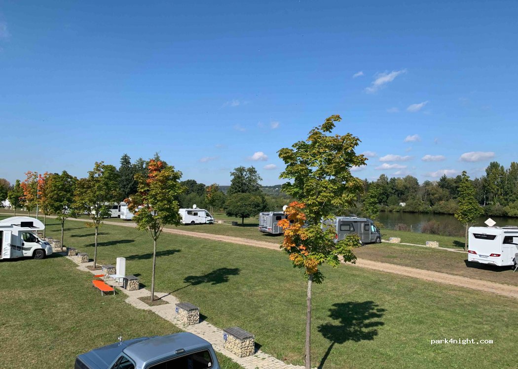 Wohnmobilhafen Bischberg — foto