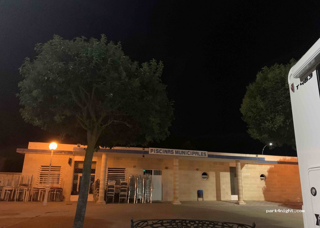 (37184) Villares de la Reina - 155 Carretera la Mata — foto