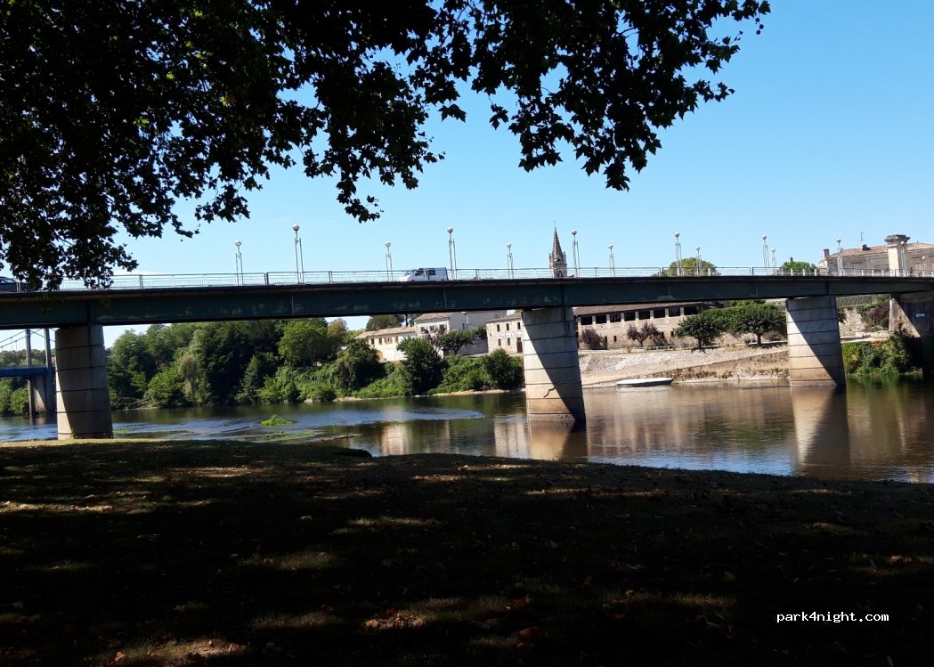 (33220) Sainte-Foy-la-Grande - 2 Allée Michel de Montaigne — foto 2