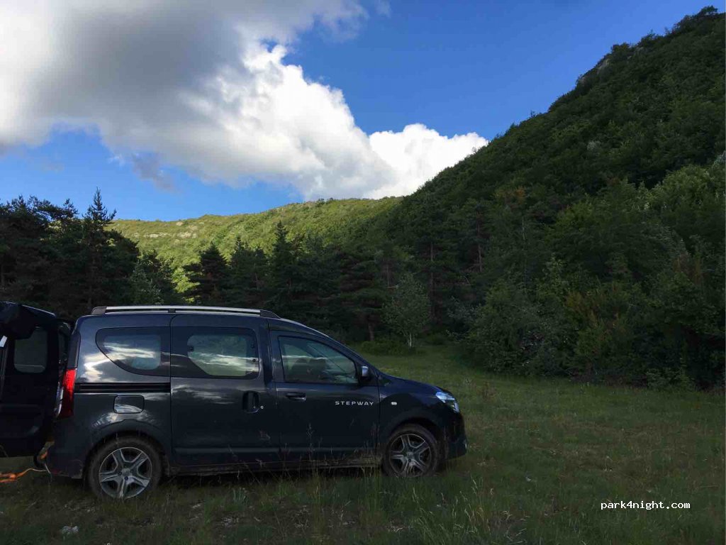 (26560) Izon-la-Bruisse - col st Jean — foto