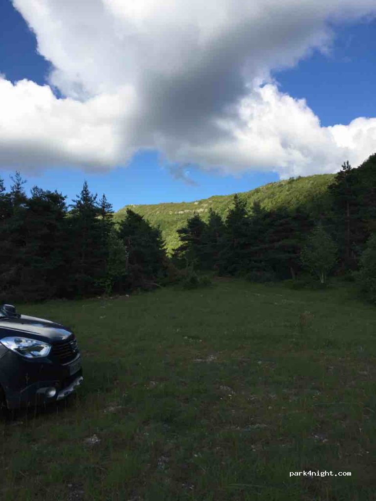 (26560) Izon-la-Bruisse - col st Jean — foto 2
