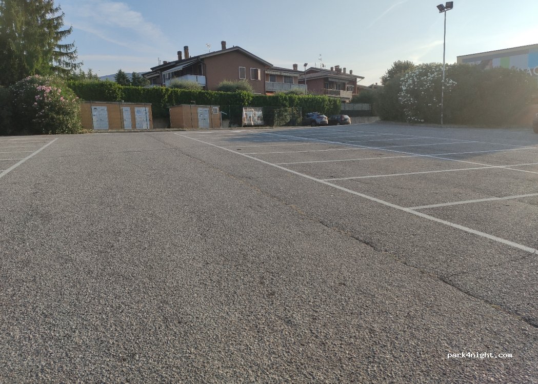 (37016) Garda - 22 Via Cirillo Salaorni — foto 2