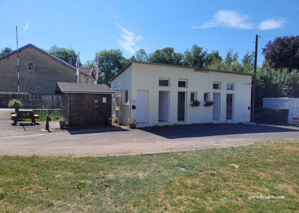 Camping Municipal DE HUMES — foto 3