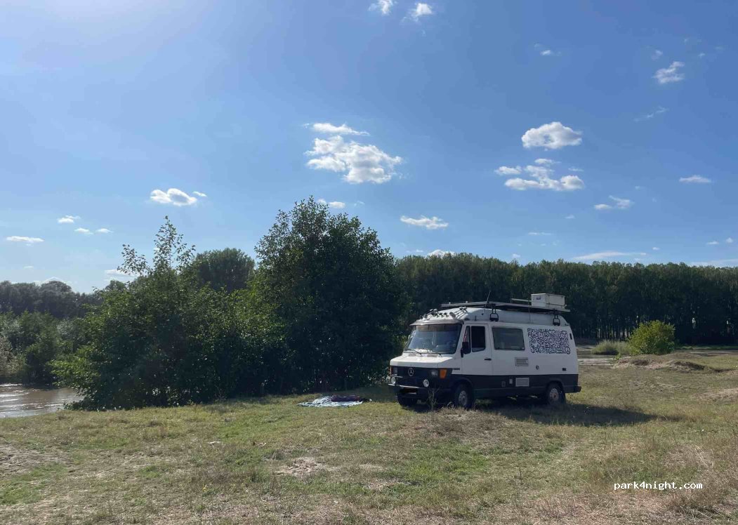 () Otetelişu - 60 Strada Olteţului — foto 4