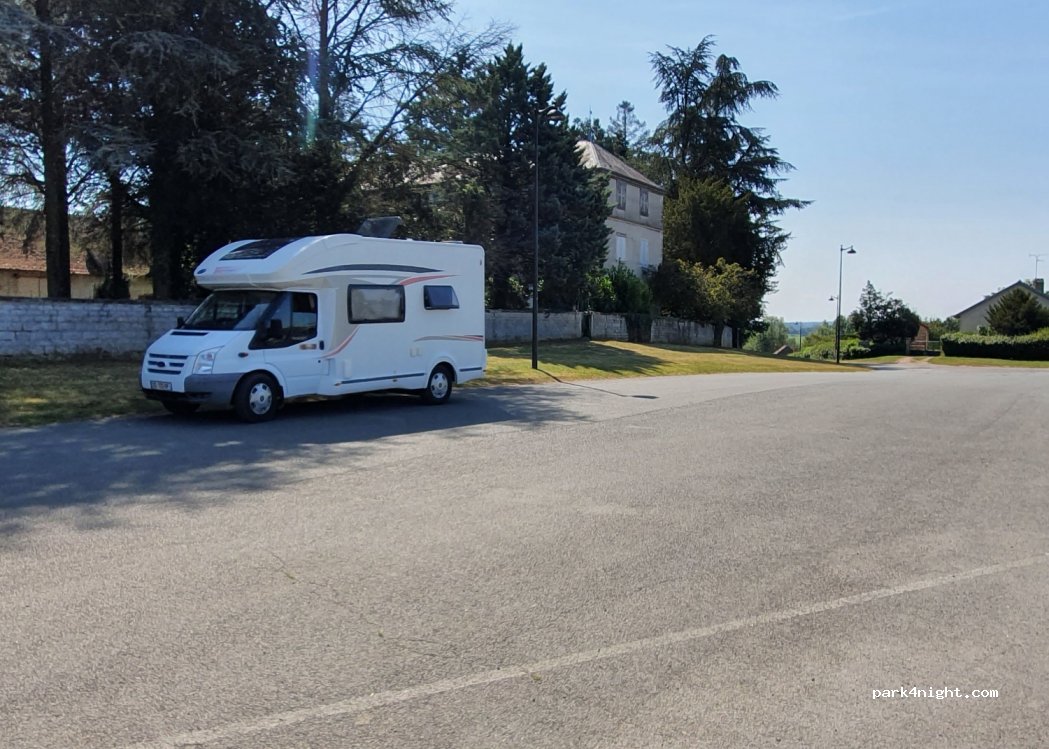 (71380) Épervans - 5142A Place de la Mairie — foto 2