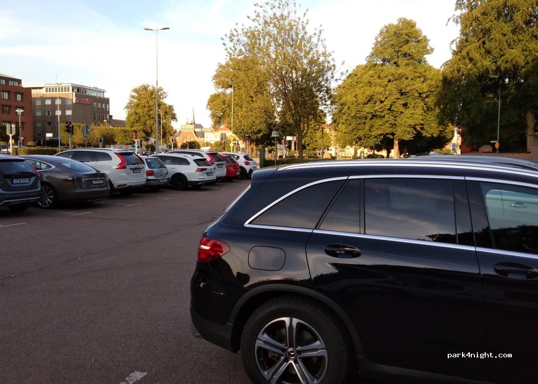 (302 42) Halmstad - 2 Slottsgatan — foto