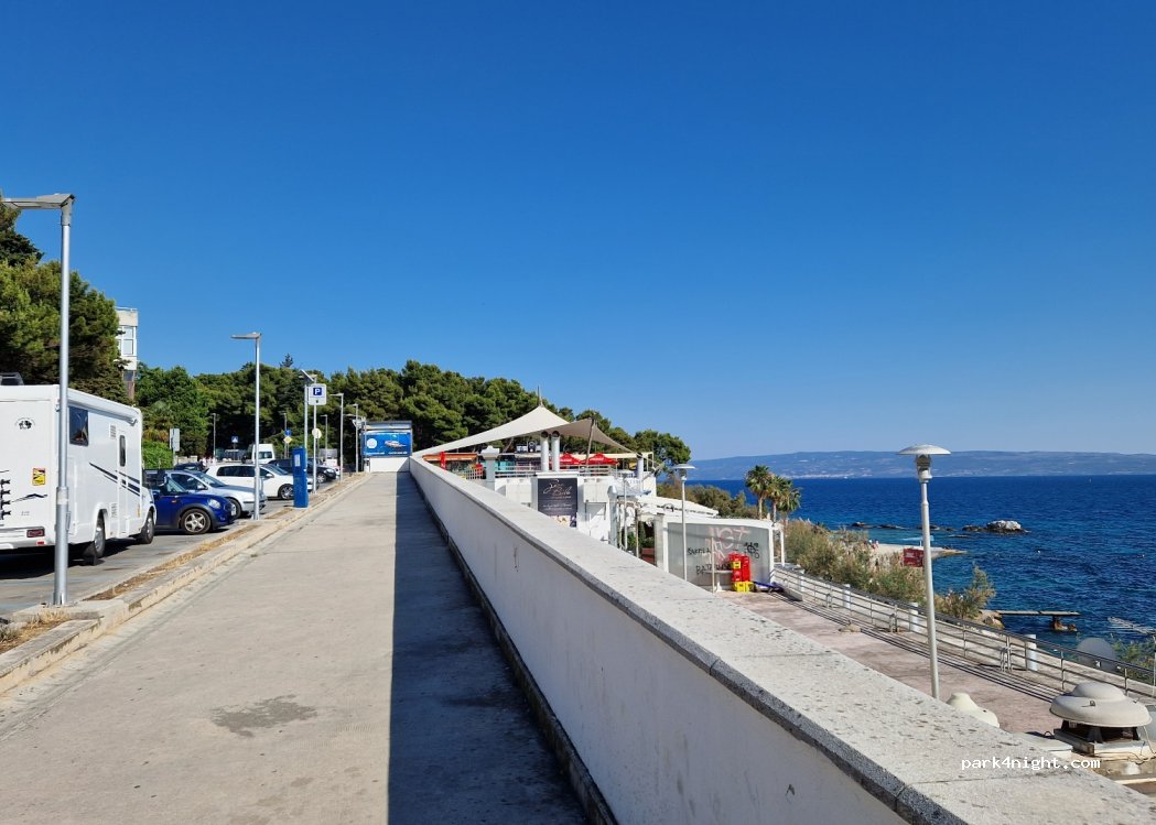 (21000) Split - 2 Šetalište Petra Preradovića — foto 2